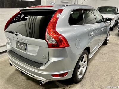 2013 Volvo XC60 T6   - Photo 2 - Portland, OR 97206