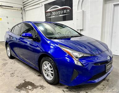 2018 Toyota Prius One   - Photo 1 - Portland, OR 97206