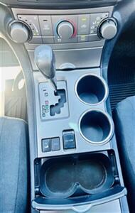 2008 Toyota Highlander Sport   - Photo 17 - Portland, OR 97218