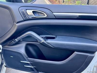 2013 Porsche Cayenne GTS - Photo 20 - Portland, OR 97218