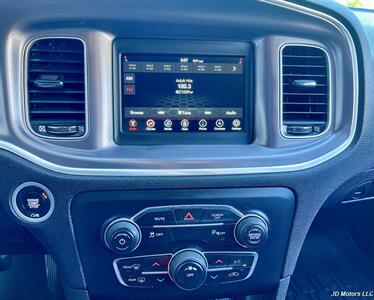 2019 Dodge Charger SXT - Photo 15 - Portland, OR 97218