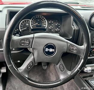 2005 Hummer H2 SUT   - Photo 15 - Portland, OR 97218