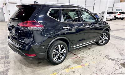 2019 Nissan Rogue Hybrid SV   - Photo 3 - Portland, OR 97218
