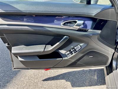 2014 Porsche Panamera   - Photo 11 - Portland, OR 97218