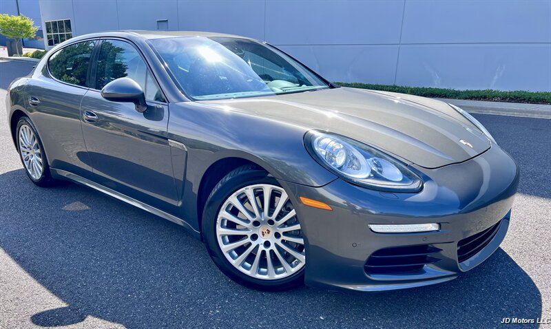 2014 Porsche Panamera   - Photo 1 - Portland, OR 97218