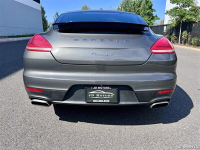 2014 Porsche Panamera   - Photo 4 - Portland, OR 97218