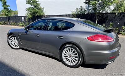 2014 Porsche Panamera   - Photo 5 - Portland, OR 97218