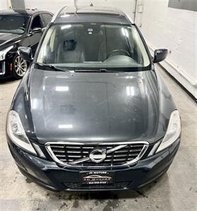 2013 Volvo XC60 3.2   - Photo 9 - Portland, OR 97206