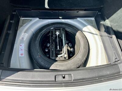 2011 Volkswagen Jetta SportWagen TDI   - Photo 15 - Portland, OR 97218