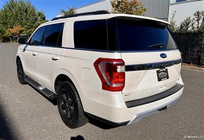2018 Ford Expedition XLT   - Photo 5 - Portland, OR 97218