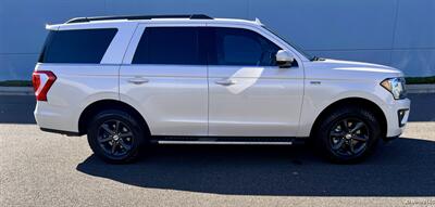 2018 Ford Expedition XLT   - Photo 2 - Portland, OR 97218
