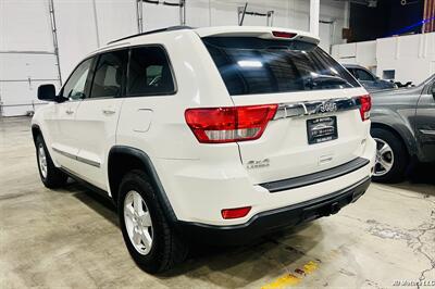 2011 Jeep Grand Cherokee Laredo   - Photo 4 - Portland, OR 97218
