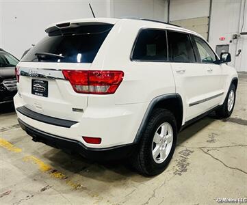 2011 Jeep Grand Cherokee Laredo   - Photo 3 - Portland, OR 97218