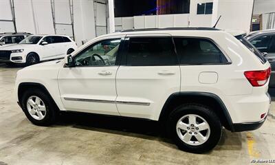 2011 Jeep Grand Cherokee Laredo   - Photo 5 - Portland, OR 97218