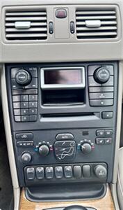 2006 Volvo XC90 V8   - Photo 15 - Portland, OR 97206