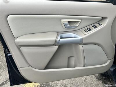 2006 Volvo XC90 V8   - Photo 10 - Portland, OR 97206