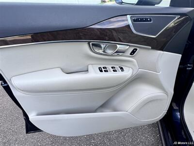 2016 Volvo XC90 T6 Momentum   - Photo 9 - Portland, OR 97218