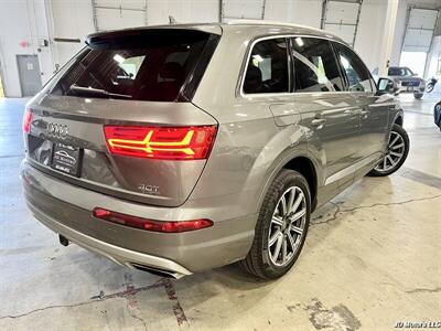 2017 Audi Q7 3.0T quattro Premium   - Photo 2 - Portland, OR 97218