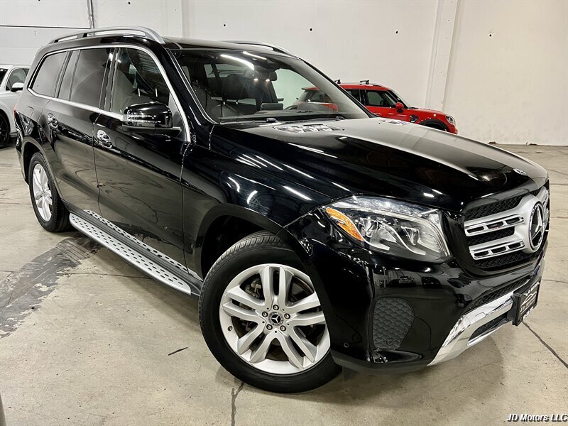 2017 Mercedes-Benz GLS 450  