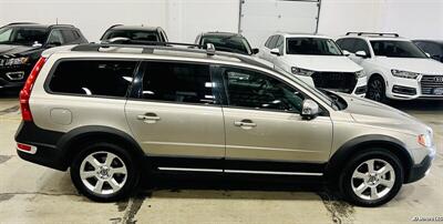 2008 Volvo XC70 3.2 - Photo 2 - Portland, OR 97218