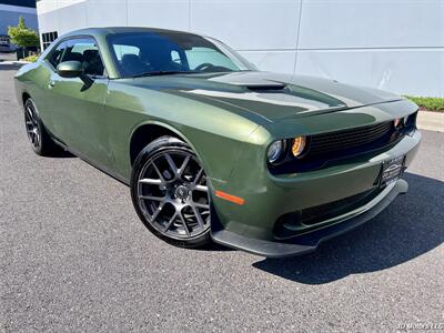 2023 Dodge Challenger SXT - Photo 1 - Portland, OR 97218