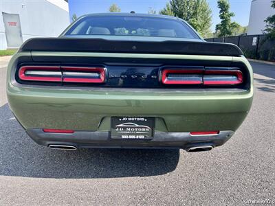 2023 Dodge Challenger SXT - Photo 4 - Portland, OR 97218