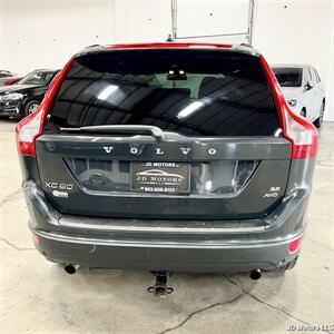 2010 Volvo XC60 3.2   - Photo 3 - Portland, OR 97218