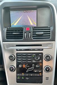 2010 Volvo XC60 3.2   - Photo 13 - Portland, OR 97218