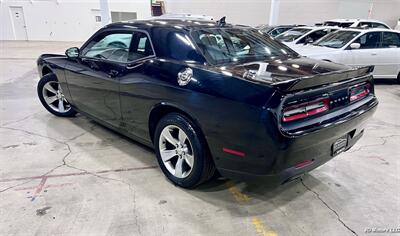 2018 Dodge Challenger SXT   - Photo 5 - Portland, OR 97218