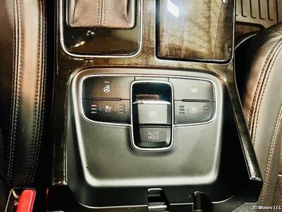 2016 Kia Cadenza   - Photo 16 - Portland, OR 97218