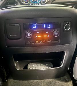 2015 Chevrolet Tahoe LTZ   - Photo 21 - Portland, OR 97218