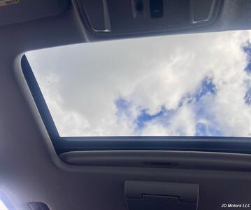 2015 Chevrolet Tahoe LTZ   - Photo 17 - Portland, OR 97218