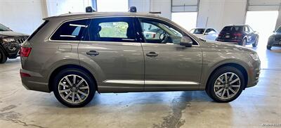 2017 Audi Q7 3.0T quattro Prestige   - Photo 2 - Portland, OR 97218