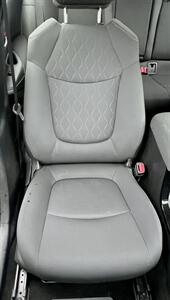 2021 Toyota Corolla LE   - Photo 18 - Portland, OR 97218