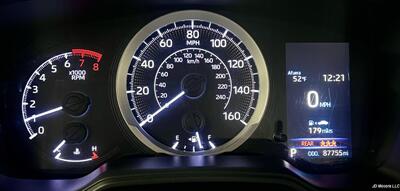 2021 Toyota Corolla LE   - Photo 14 - Portland, OR 97218