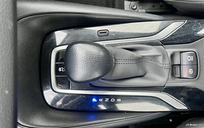 2021 Toyota Corolla LE   - Photo 17 - Portland, OR 97218
