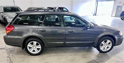 2007 Subaru Outback 2.5 XT Limited   - Photo 2 - Portland, OR 97218