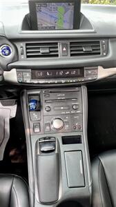 2014 Lexus CT 200h - Photo 17 - Portland, OR 97218