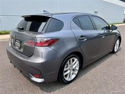 2014 Lexus CT 200h - Photo 3 - Portland, OR 97218