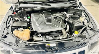 2014 Jeep Grand Cherokee Limited   - Photo 9 - Portland, OR 97218