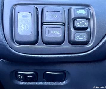 2002 Acura TL 3.2 w/Navi   - Photo 17 - Portland, OR 97218