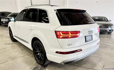 2017 Audi Q7 3.0T quattro Premium   - Photo 4 - Portland, OR 97218