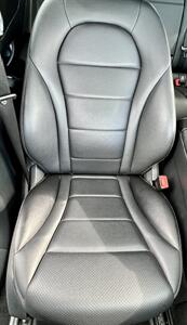 2017 Mercedes-Benz GLC GLC 300 4MATIC   - Photo 20 - Portland, OR 97218