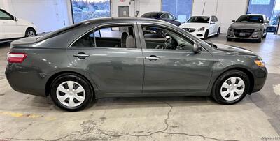 2009 Toyota Camry   - Photo 2 - Portland, OR 97218