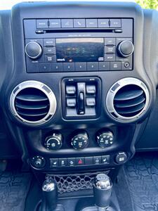 2016 Jeep Wrangler Unlimited Rubicon - Photo 16 - Portland, OR 97218