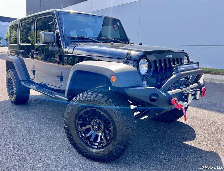 2016 Jeep Wrangler Unlimited Rubicon   - Photo 1 - Portland, OR 97218