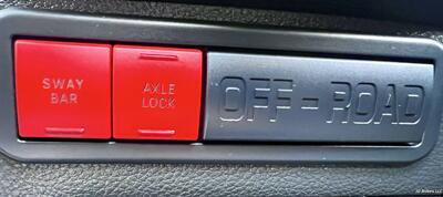 2016 Jeep Wrangler Unlimited Rubicon - Photo 5 - Portland, OR 97218