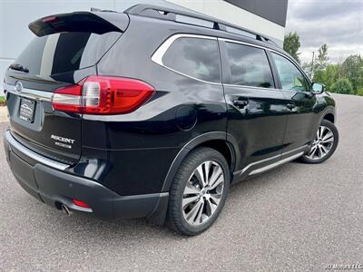2019 Subaru Ascent Limited 8-Passenger   - Photo 2 - Portland, OR 97218
