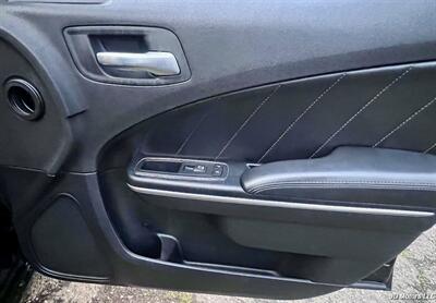 2015 Dodge Charger R/T   - Photo 22 - Portland, OR 97218