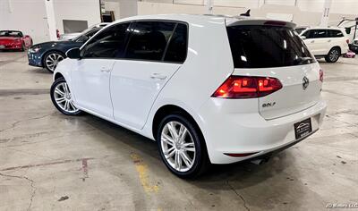 2015 Volkswagen Golf TDI S - Photo 5 - Portland, OR 97218